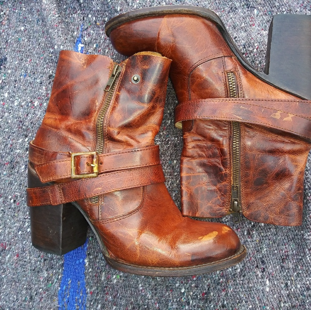 Freebird by Steven Brown Leather size 8